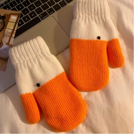Silly Goose Mittens